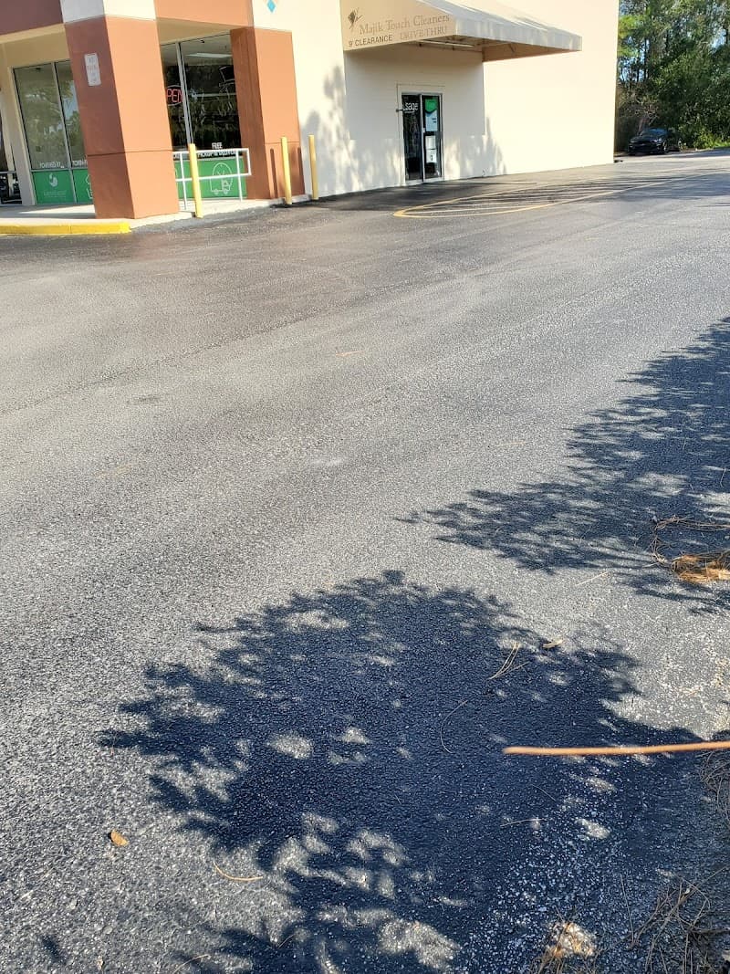 Sage Cleaners: Lithia/Fishhawk Dry Cleaners & Laundry Service gallery image 15