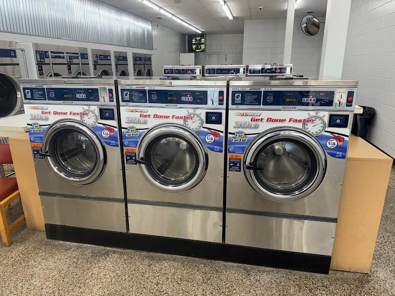 Fox Cleaners and Laundromat gallery image 2