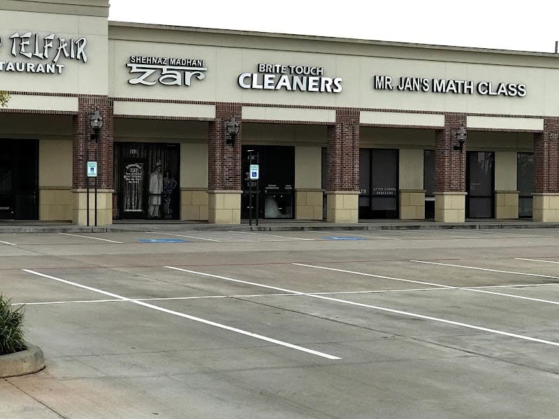 Brite Touch Cleaners (Telfair, Sugar Land) gallery image 2