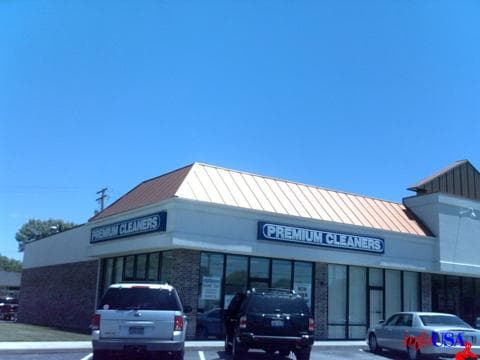 Premium Cleaners gallery image 1
