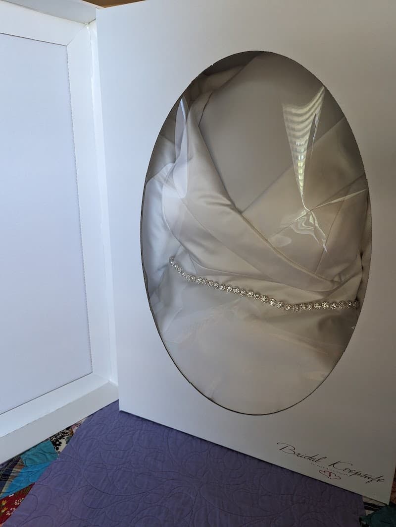 Brite Touch Cleaners (Cindy's Cleaners) gallery image 3