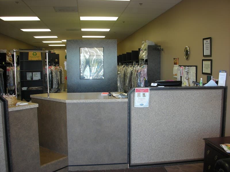 Widmer's Cleaners Harper’s Point gallery image 16