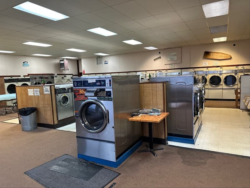 Fox Cleaners and Laundromat gallery image 1