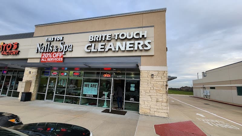 Brite Touch Cleaners (Fulshear, Katy) gallery image 19